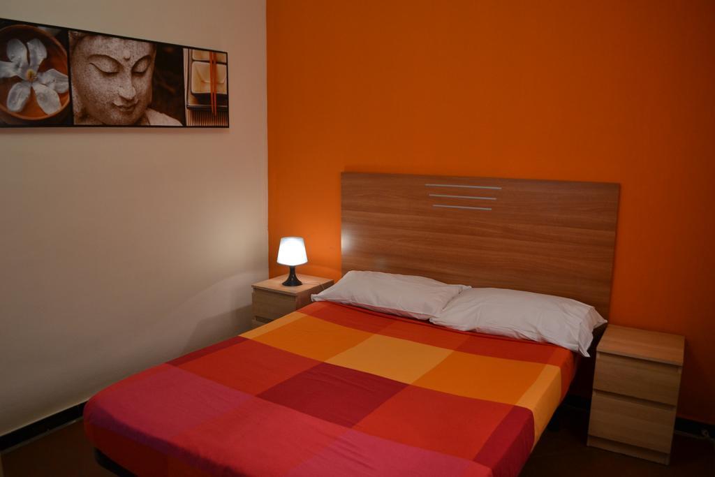 برشلونة Blue Hostel الغرفة الصورة