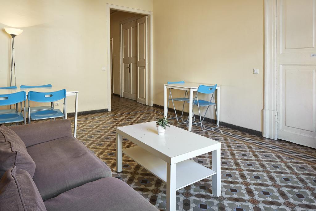 برشلونة Blue Hostel المظهر الخارجي الصورة