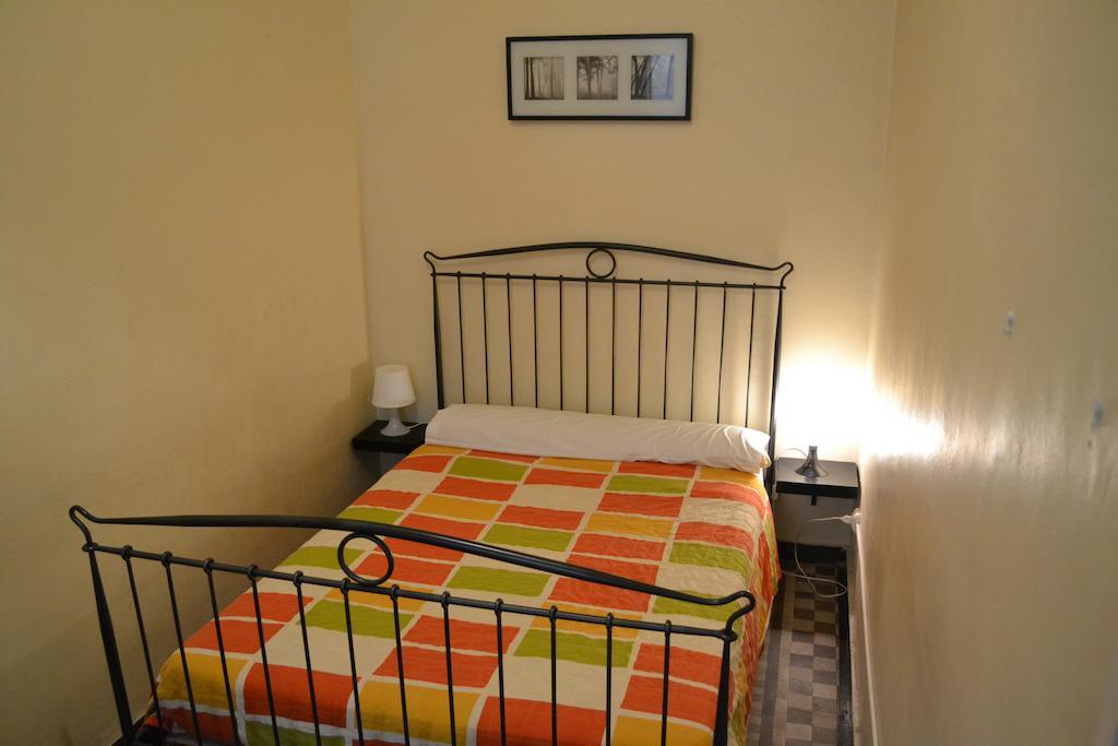 برشلونة Blue Hostel الغرفة الصورة